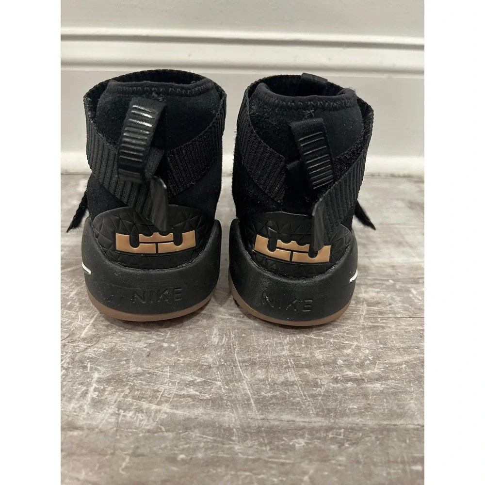 Nike LeBron Soldier 11 (PS) Sneakers Youth 3Y Black Gum Lightweight Hook & Loop